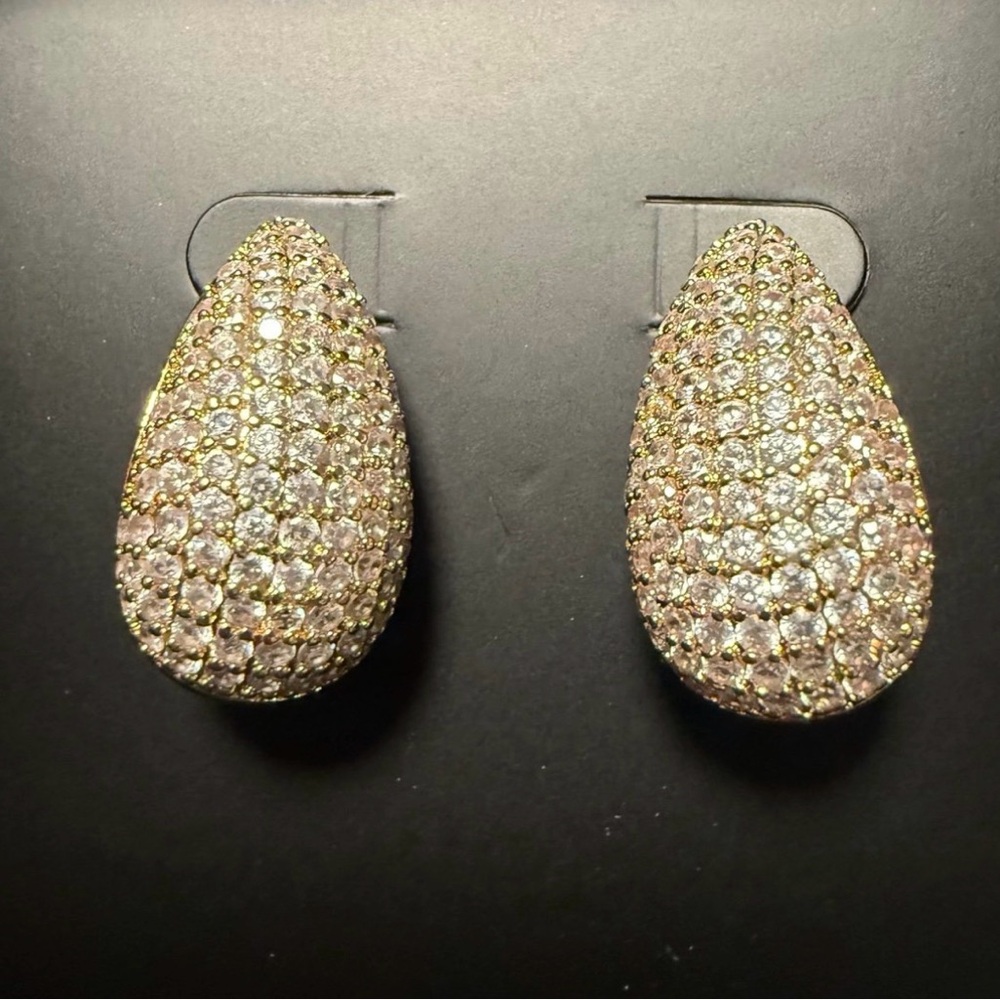 Narnia Stud Gold Teardrop Earrings